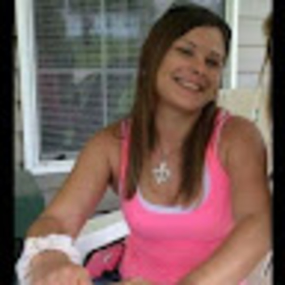 Meet your Posher, Latisha - Picture 1 of 1